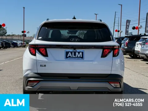 More photos of 2025 Hyundai Tucson SEL at ALM Hyundai Athens, GA