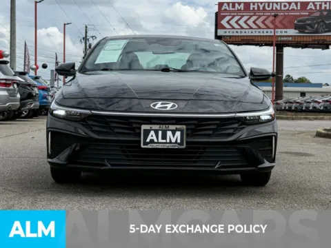 Another view of 2024 Hyundai Elantra SEL for sale in Athens, GA at ALM Hyundai Athens