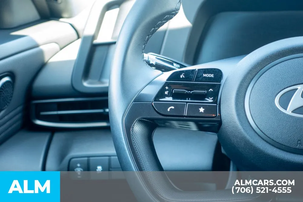 2025 Hyundai Elantra SEL - Photo 29