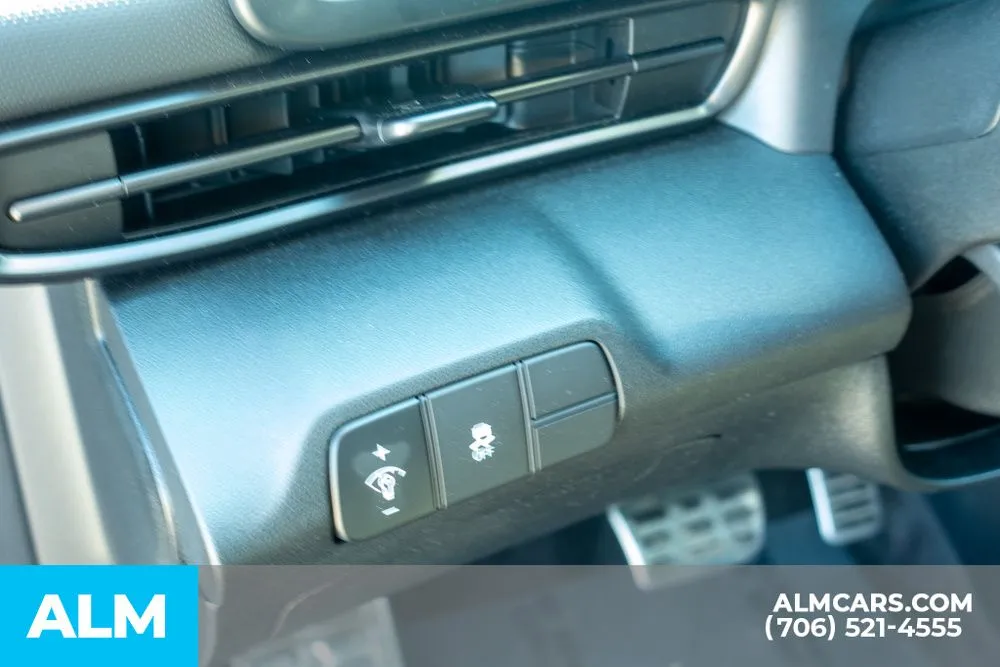 2025 Hyundai Elantra SEL - Photo 23