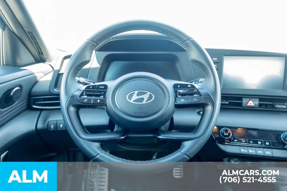 2025 Hyundai Elantra SEL - Photo 28