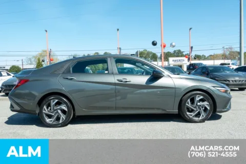 More photos of 2025 Hyundai Elantra SEL Sport at ALM Hyundai Athens, GA