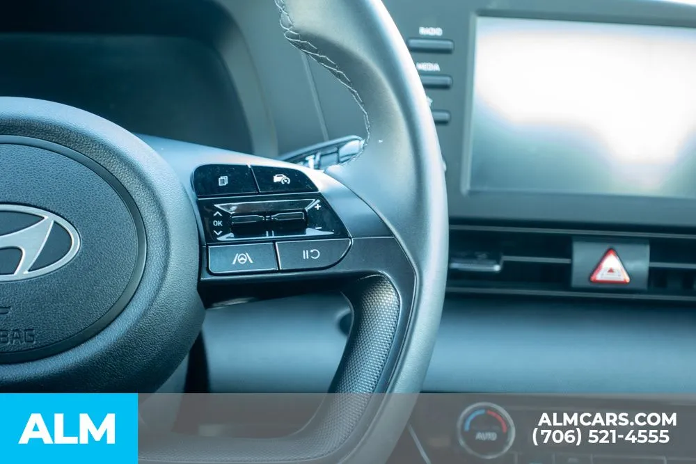 2025 Hyundai Elantra SEL - Photo 30