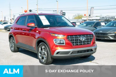Another view of 2024 Hyundai Venue Limited for sale in Athens, GA at ALM Hyundai Athens