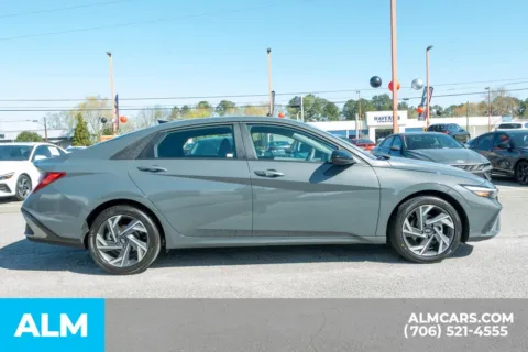 More photos of 2025 Hyundai Elantra SEL Sport at ALM Hyundai Athens, GA