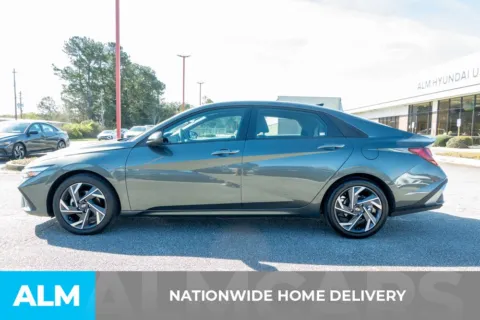 More photos of 2025 Hyundai Elantra SEL Sport at ALM Hyundai Athens, GA