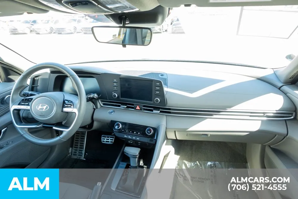 2025 Hyundai Elantra SEL - Photo 27