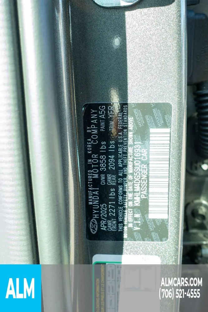 2025 Hyundai Elantra SEL - Photo 41