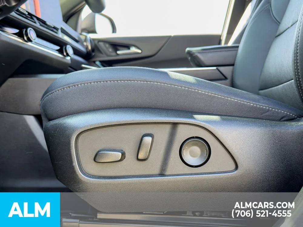 2025 Chevrolet Equinox LT - Photo 10