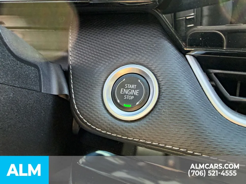 2025 Chevrolet Equinox LT - Photo 23