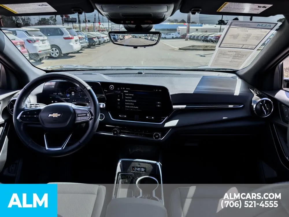 2025 Chevrolet Equinox LT - Photo 21