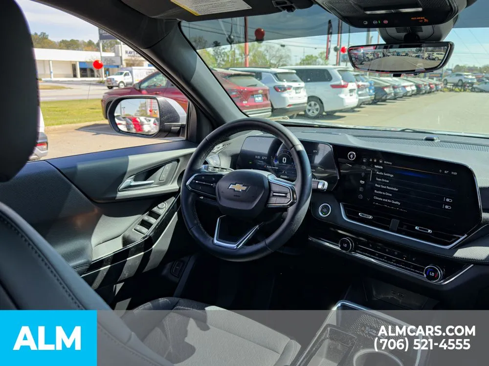 2025 Chevrolet Equinox LT - Photo 20