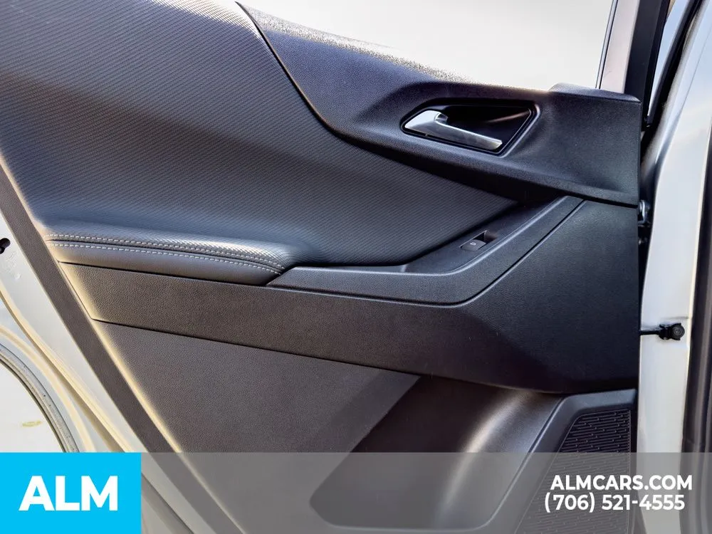 2025 Chevrolet Equinox LT - Photo 14