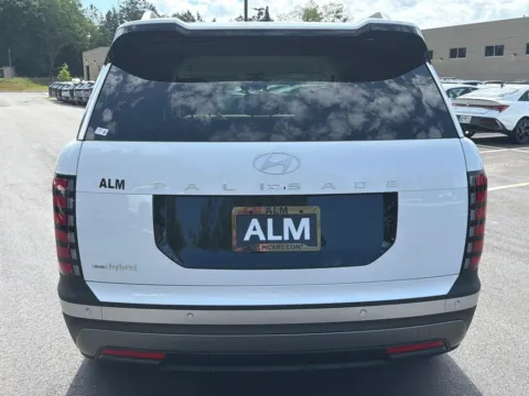 More photos of 2026 Hyundai Palisade Hybrid Blue SEL at ALM Hyundai Athens, GA
