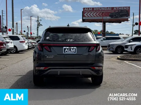 More photos of 2022 Hyundai Tucson Limited at ALM Hyundai Athens, GA