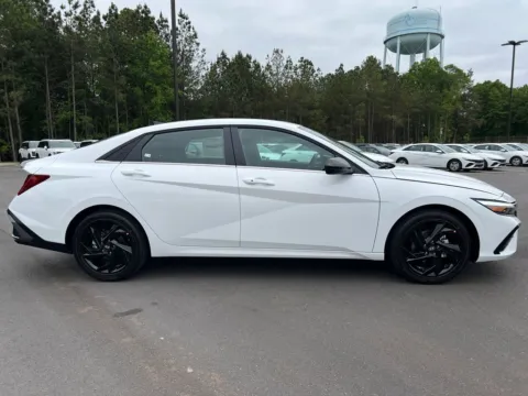 More photos of 2026 Hyundai Elantra SEL Sport at ALM Hyundai Athens, GA