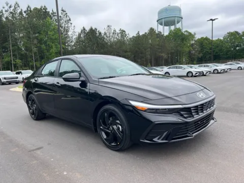 More photos of 2026 Hyundai Elantra SEL Sport at ALM Hyundai Athens, GA
