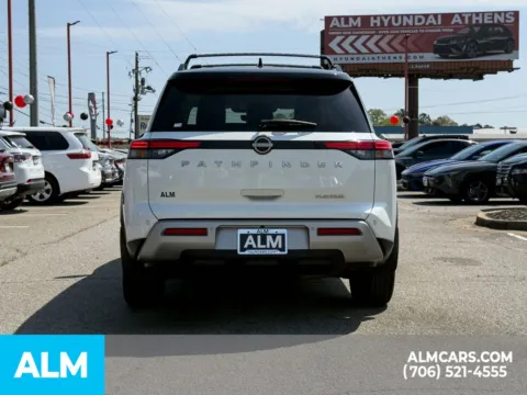 More photos of 2023 Nissan Pathfinder Platinum at ALM Hyundai Athens, GA