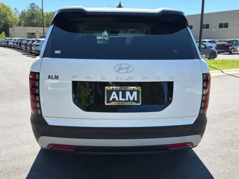 More photos of 2026 Hyundai Palisade SE at ALM Hyundai Athens, GA