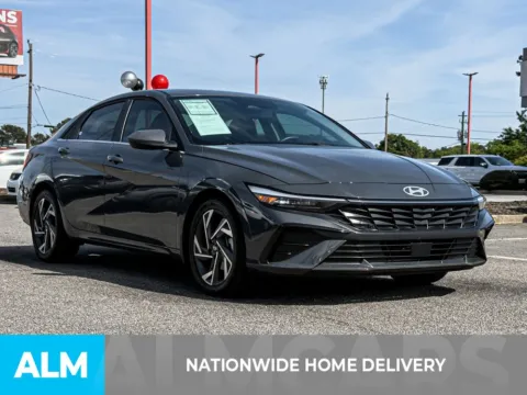 More photos of 2024 Hyundai Elantra SEL at ALM Hyundai Athens, GA