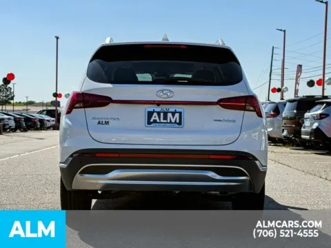 More photos of 2023 Hyundai Santa Fe Hybrid SEL Premium at ALM Hyundai Athens, GA