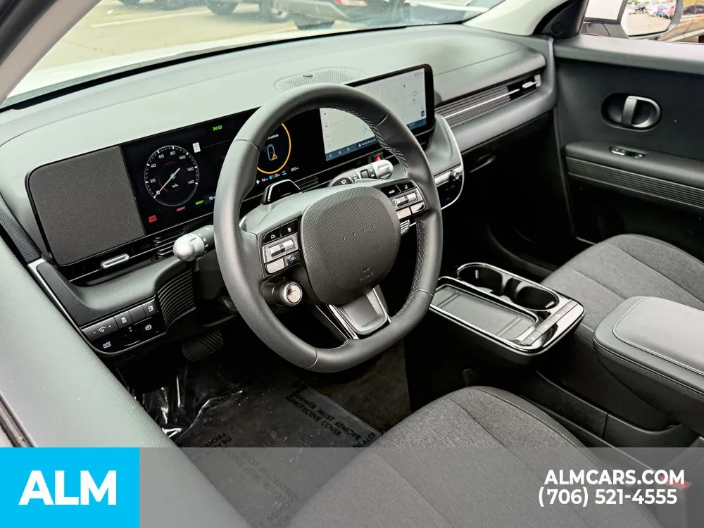2025 Hyundai IONIQ 5 SE - Photo 11