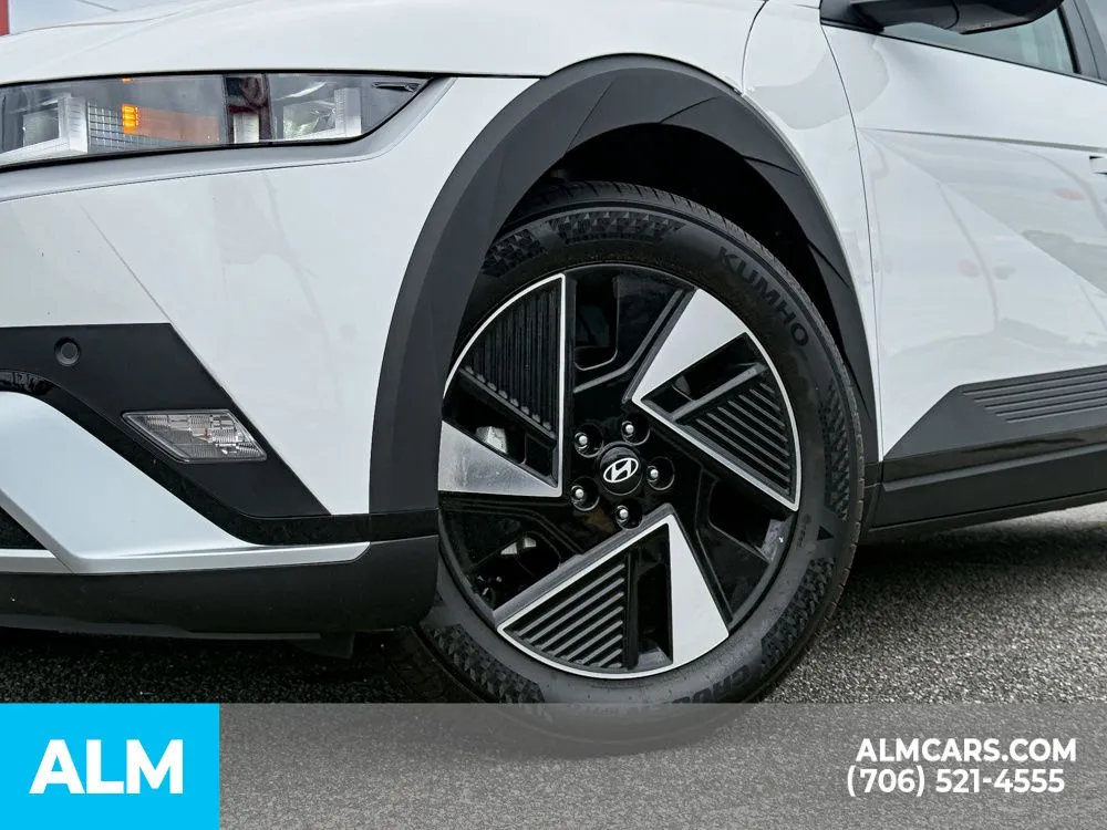2025 Hyundai IONIQ 5 SE - Photo 8