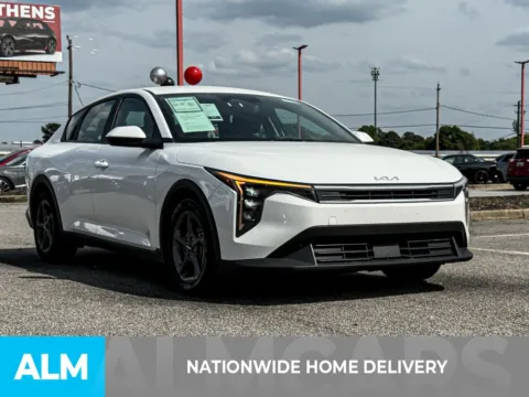 More photos of 2025 Kia K4 LXS at ALM Hyundai Athens, GA