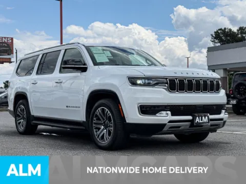 More photos of 2023 Jeep Wagoneer L Series II at ALM Hyundai Athens, GA