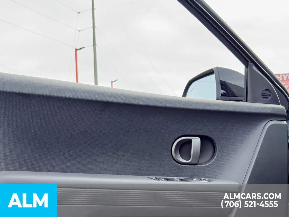 2025 Hyundai IONIQ 5 SEL - Photo 11