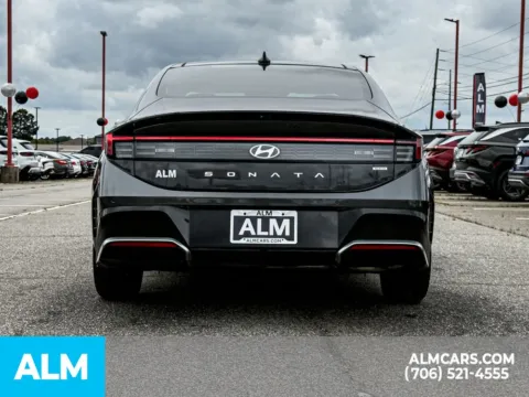 More photos of 2025 Hyundai Sonata Hybrid Limited at ALM Hyundai Athens, GA