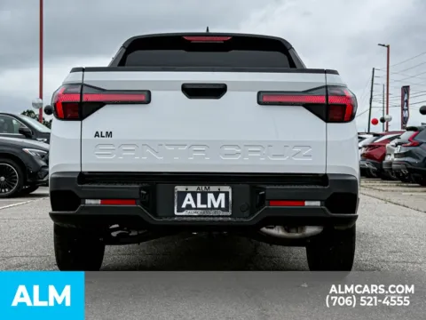 More photos of 2025 Hyundai Santa Cruz SE at ALM Hyundai Athens, GA