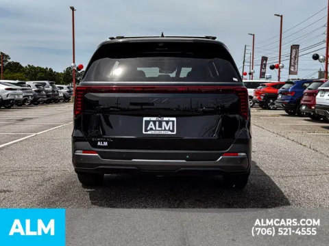 More photos of 2025 Kia Carnival SX Prestige at ALM Hyundai Athens, GA