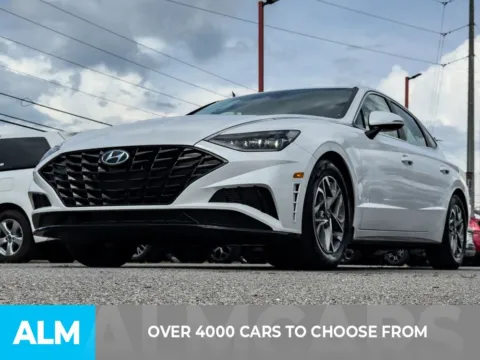 Photos of 2023 Hyundai Sonata SEL for sale in Athens, GA at ALM Hyundai Athens