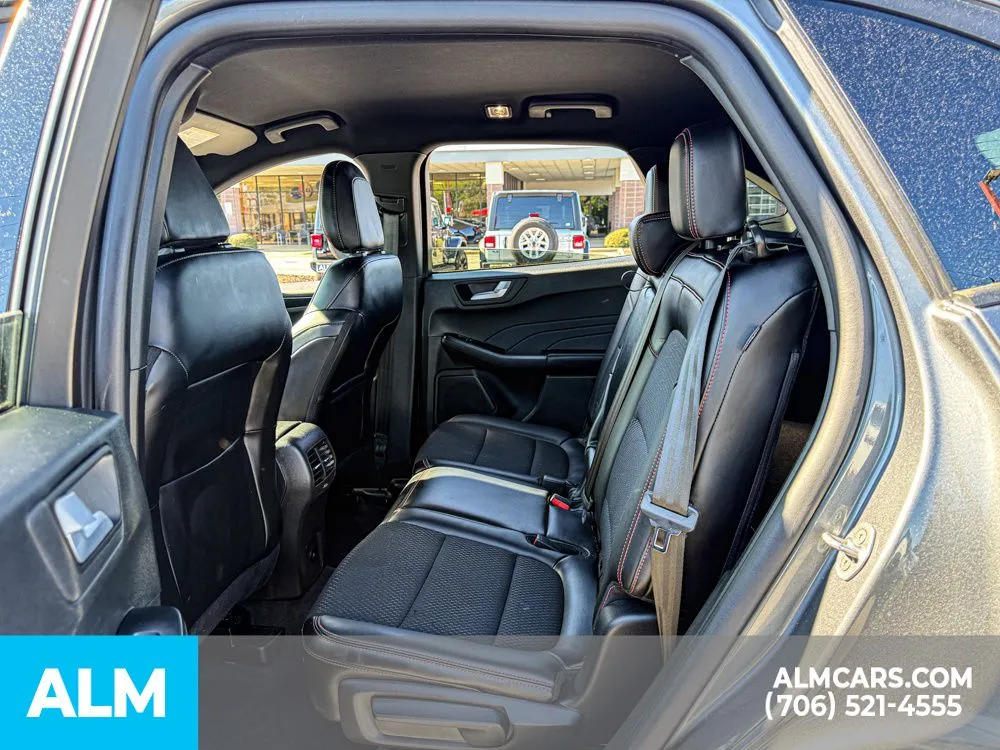 2026 Ford Escape ST-Line - Photo 14