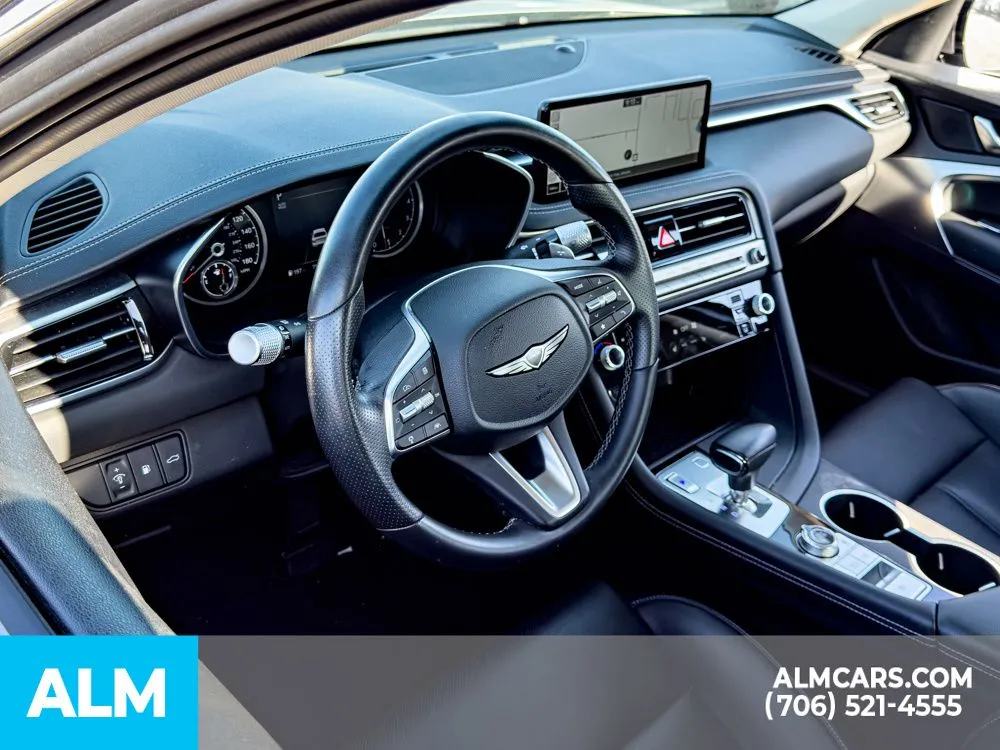 2025 GENESIS G70 Standard - Photo 8