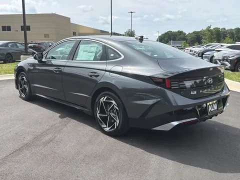 More photos of 2026 Hyundai Sonata SEL Sport at ALM Hyundai Athens, GA