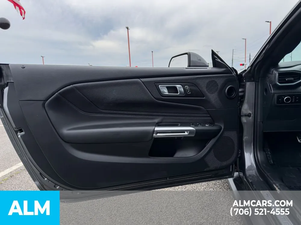 2025 Ford Mustang EcoBoost Premium - Photo 16