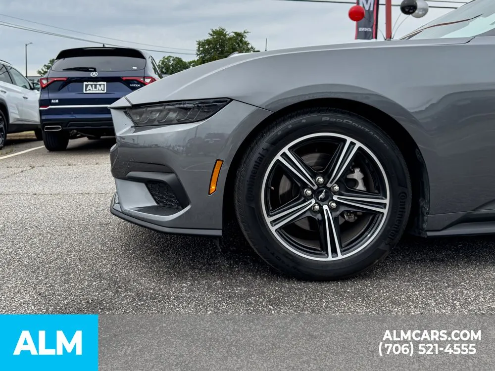 2025 Ford Mustang EcoBoost Premium - Photo 11