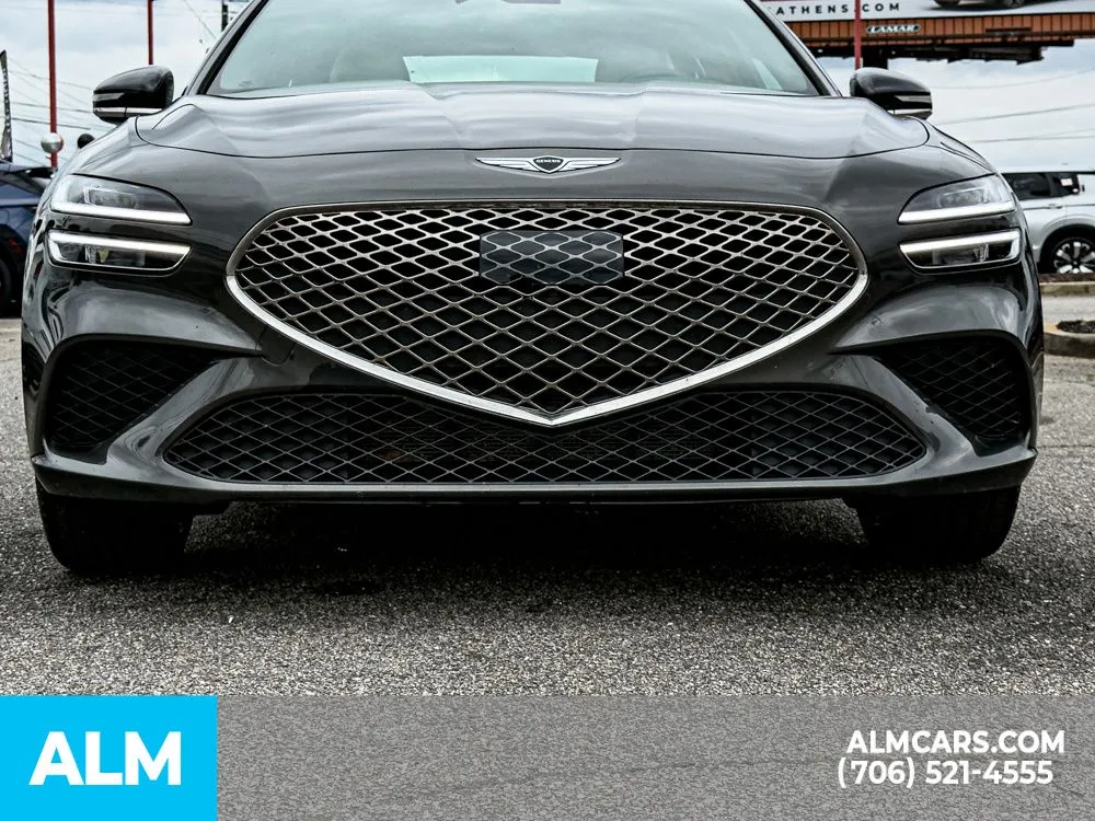 2025 GENESIS G70 Standard - Photo 9
