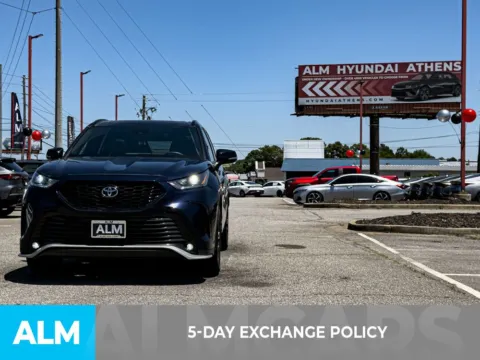 Another view of 2022 Toyota Highlander XSE for sale in Athens, GA at ALM Hyundai Athens