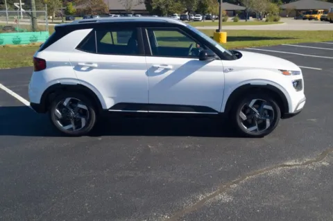 More photos of 2026 Hyundai Venue SEL at ALM Hyundai Athens, GA