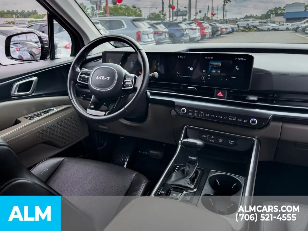 2025 Kia Carnival LXS - Photo 24