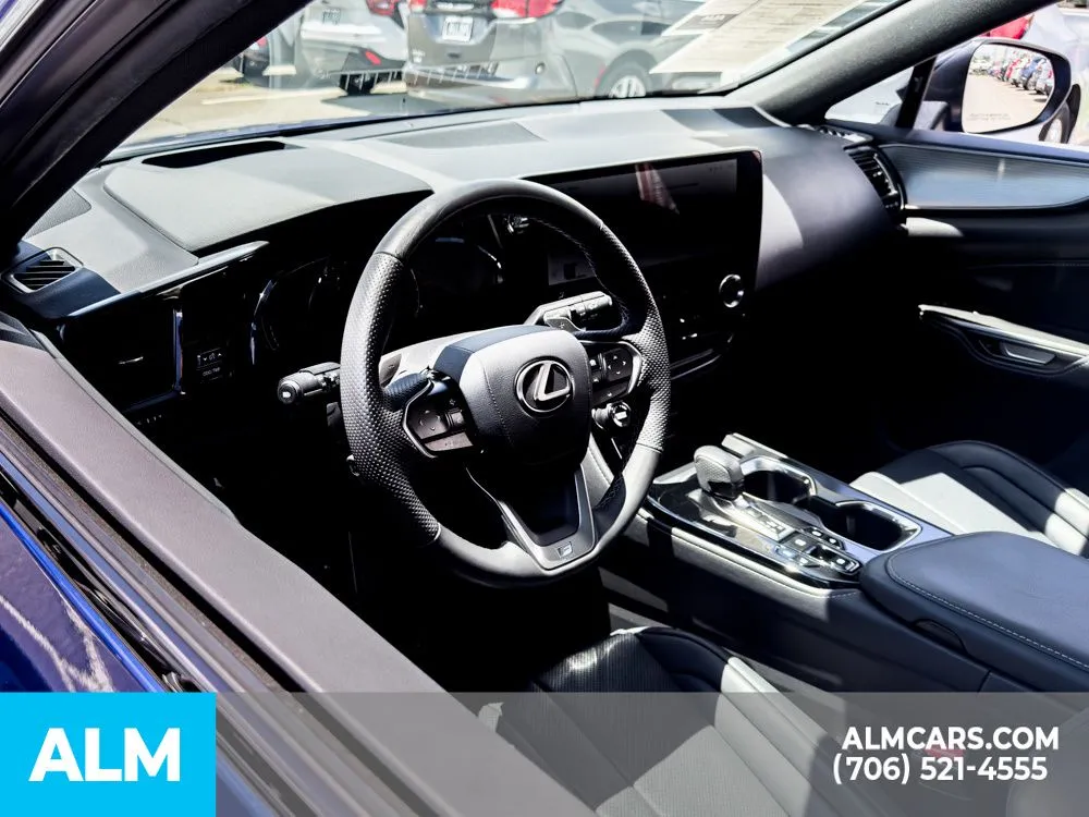 2023 Lexus NX 350 - Photo 16
