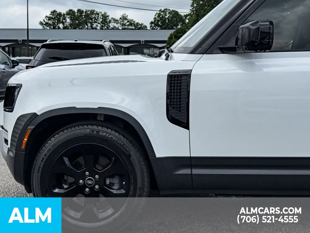 2020 Land Rover Defender S - Photo 14