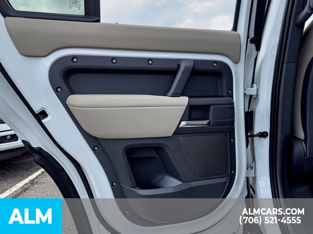 2020 Land Rover Defender S - Photo 22
