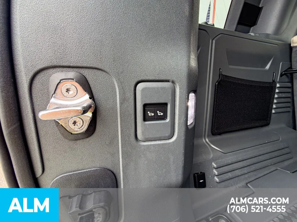2020 Land Rover Defender S - Photo 31