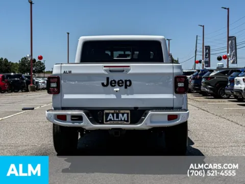 More photos of 2022 Jeep Gladiator High Altitude at ALM Hyundai Athens, GA