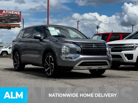More photos of 2023 Mitsubishi Outlander SE at ALM Hyundai Athens, GA