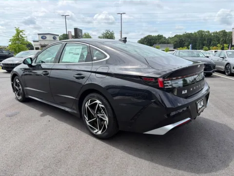 More photos of 2026 Hyundai Sonata SEL Sport at ALM Hyundai Athens, GA